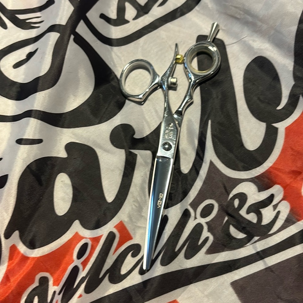 Rusk Swivel Scissors 5.5 inchesNWOT
